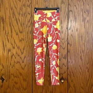 Reebok Speedwick Floral Workout Leggings NWT Small High Rise Training